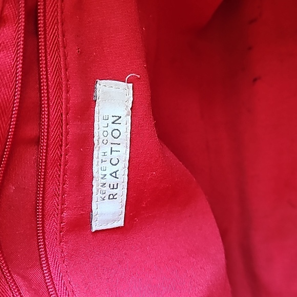 KENNETH COLE REACTION - Picture 8 of 11